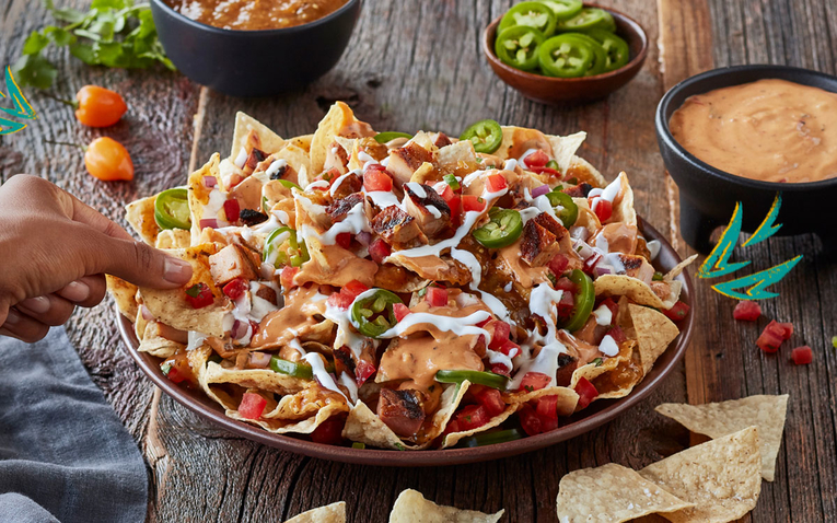 qdoba-introduces-spicy-chicken-diablo-nachos.